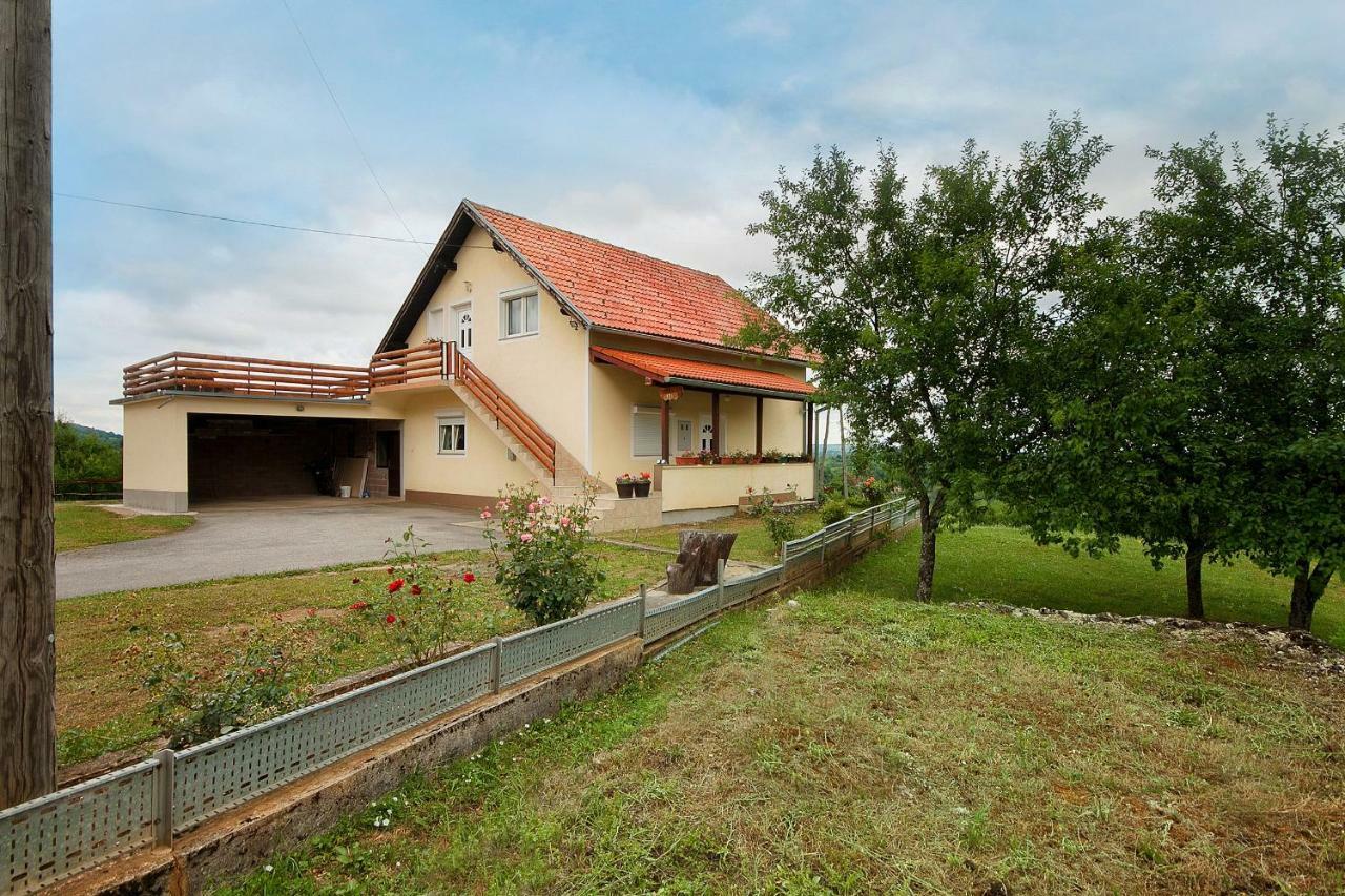 Apartment Josipa Seliste Dreznicko Exterior foto